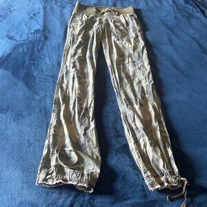 younique camo joggers